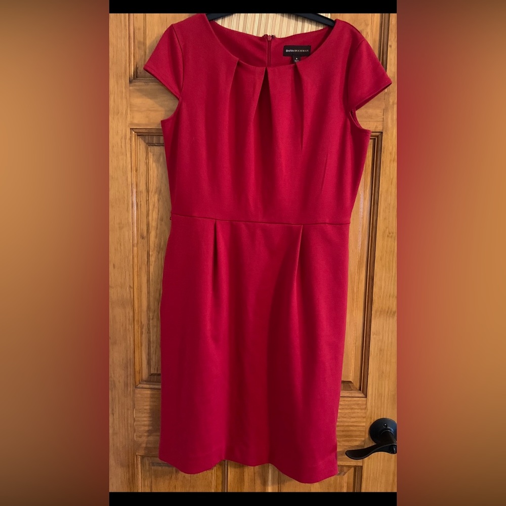 Women dress by Dana Buchman In Red  Size 8 Used